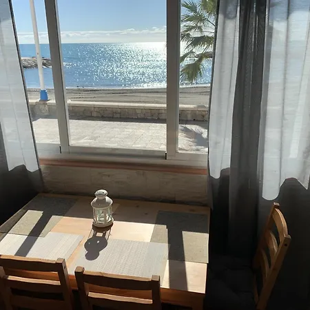 Apartamento Frente Al Mar Pedregalejo Malaga Exterior photo